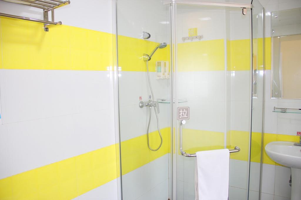 7 Days Inn Heze Mudan Road Branch Buitenkant foto